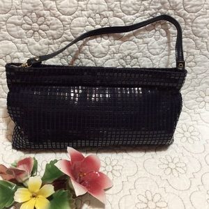 Lumured vintage clutch/wristlet